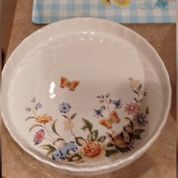 Cottage Garden by John Aynsley. 1- serving plate and 1- 8" Quiche Oven To Table - Picture 2 of 7